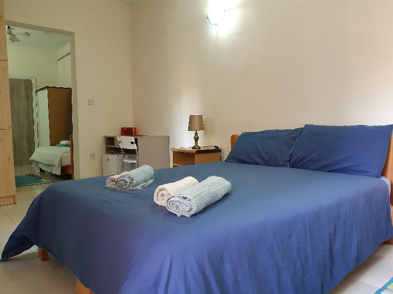 סיינט פול ביי Tarona Guesthouse מראה חיצוני תמונה